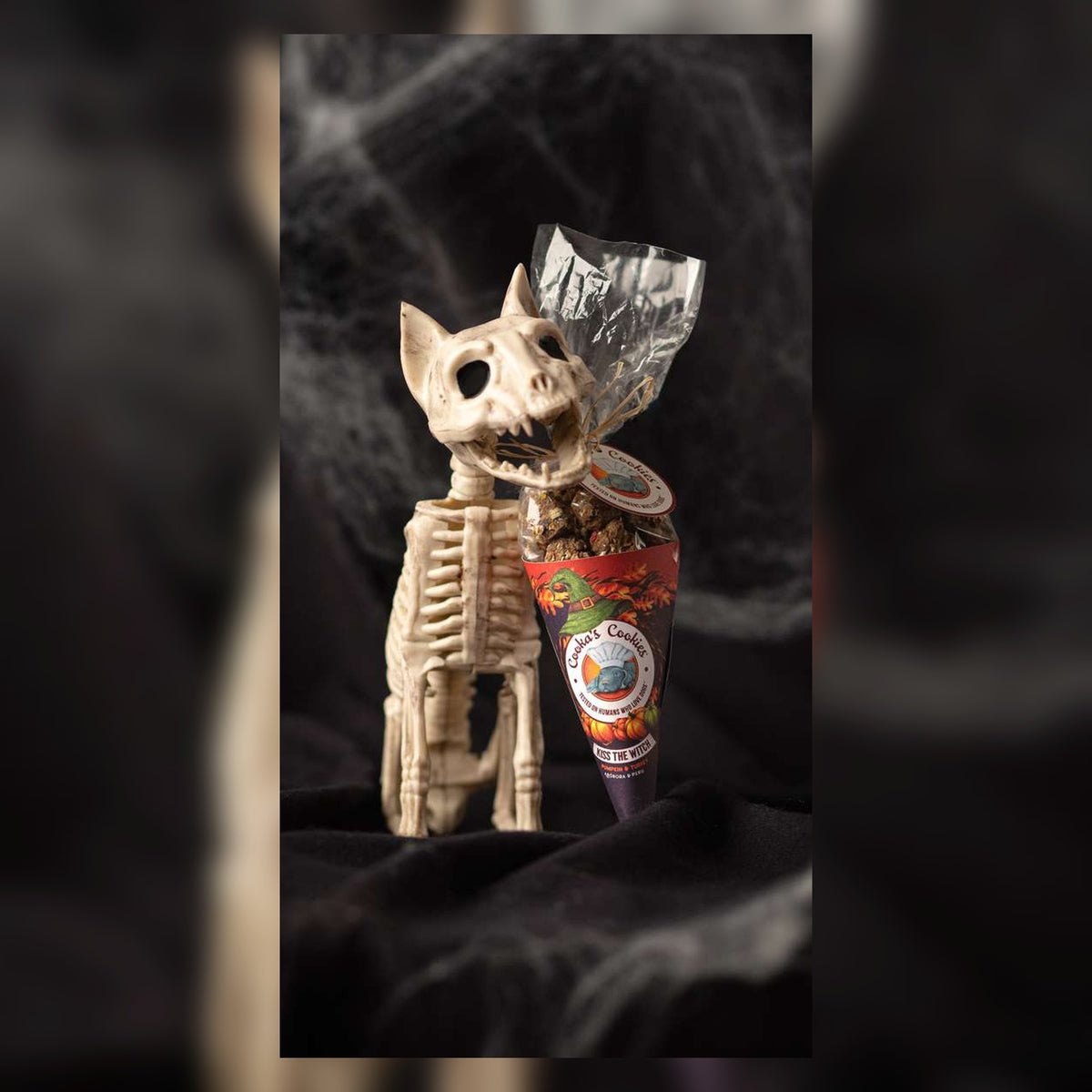 Halloween - Kiss The Witch Turkey & Pumpkin Treats