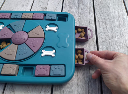 SensiDog Jouet d'Intelligence pour Chien Puzzle – Casse-tête Interactif pour Chien & Distributeur Lent Brainboard
