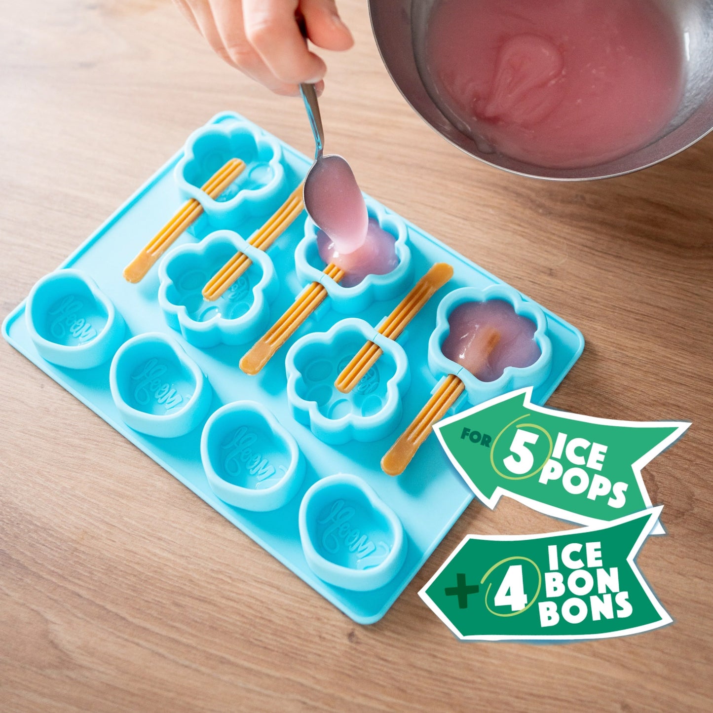 Smoofl Moule à glace en silicone en forme de patte pour chiens < 5 kg – taille extra petite (bleu clair)